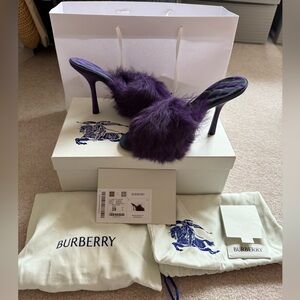 Burberry sandals sz 39